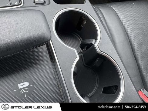 Used 2022 Acura MDX SH-AWD w/ Technology Package image 34