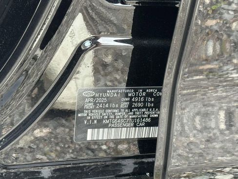 New 2026 Genesis G70 2.5T image 12