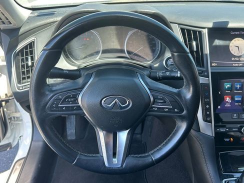 Used 2017 INFINITI Q50 3.0t Premium RWD image 19