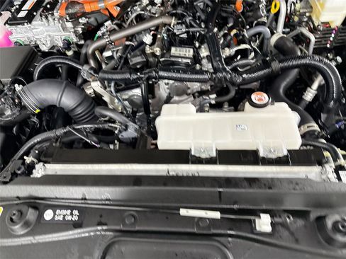 Certified 2024 Toyota Land Cruiser image 44