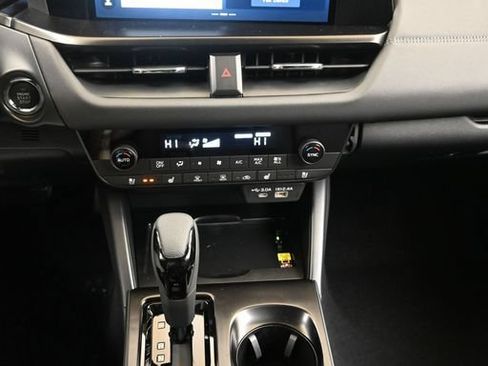 Used 2026 Subaru Outback Touring XT AWD/4WD image 29