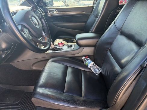 Used 2021 Jeep Grand Cherokee Limited image 5