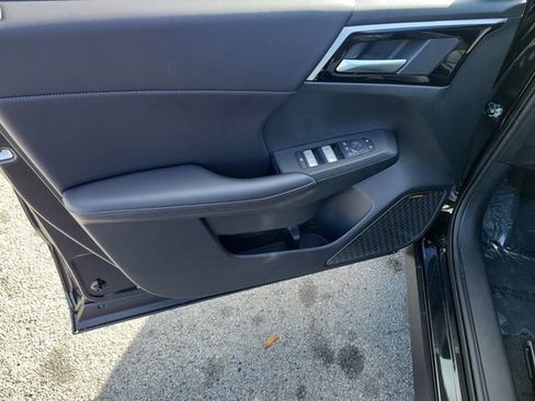 New 2026 Mitsubishi Outlander SE FWD image 24