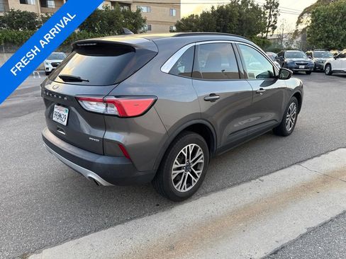 Used 2021 Ford Escape SEL AWD/4WD image 2