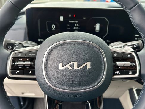 New 2026 Kia Carnival SX image 25