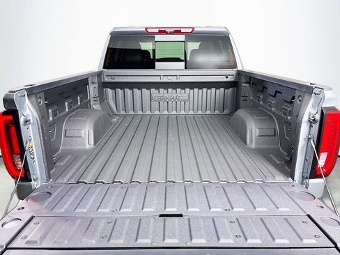 Certified 2026 GMC Sierra 1500 AT4 w/ Technology Package AWD/4WD image 31