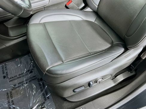 Used 2023 GMC Acadia SLT w/ Technology Package image 20