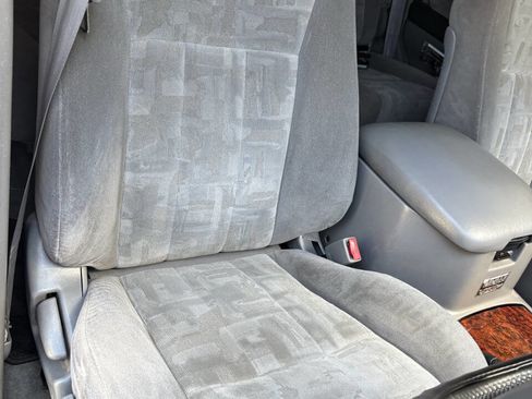 Used 1998 Toyota Land Cruiser image 21