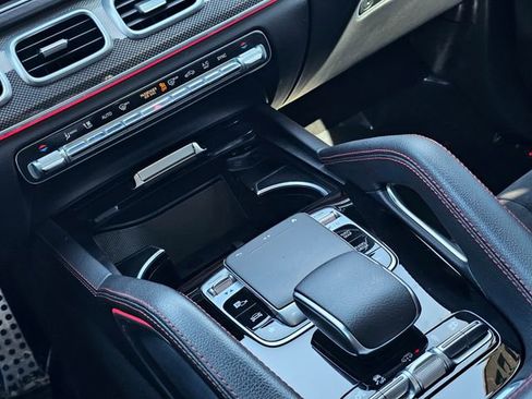 Certified 2022 Mercedes-Benz GLE 53 AMG 4MATIC image 33