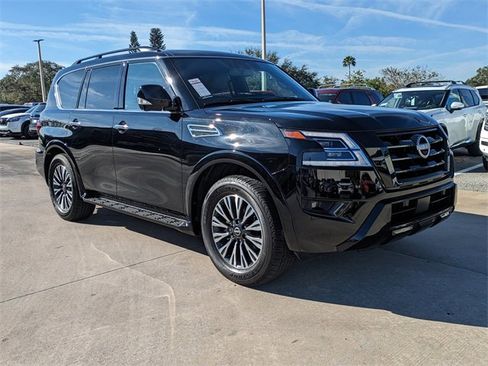 Used 2024 Nissan Armada SL w/ Midnight Edition Package image 2