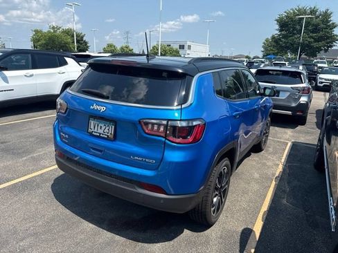 Used 2024 Jeep Compass Limited AWD/4WD image 3