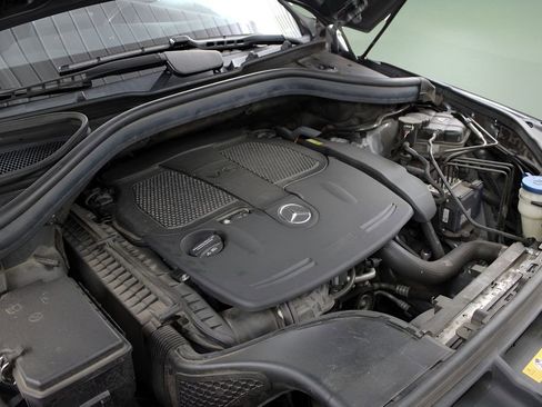 Used 2018 Mercedes-Benz GLE 350 image 33