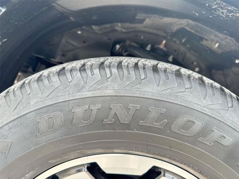 Used 2022 Toyota 4Runner TRD Off-Road Premium AWD/4WD image 35