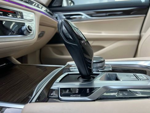 Used 2016 BMW 740i image 73