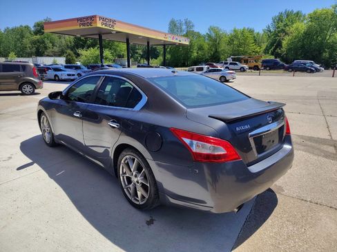 Used 2010 Nissan Maxima 3.5 SV w/ Sport Pkg image 10