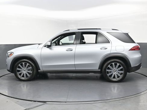 Used 2025 Mercedes-Benz GLE 450e 4MATIC w/ Winter Package image 10