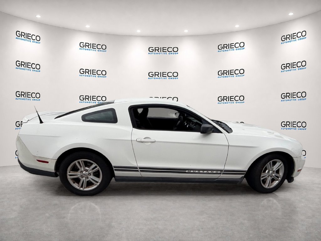Used 2011 Ford Mustang Coupe w/ 101A Rapid Spec Order Code RWD image 8