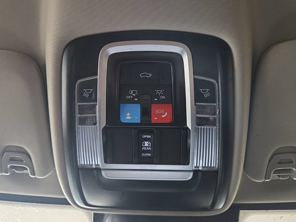 Used 2024 RAM 2500 Laramie w/ Safety Group AWD/4WD image 30