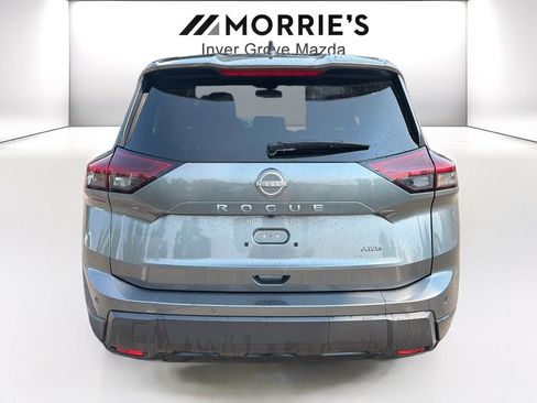 Used 2024 Nissan Rogue S AWD/4WD image 6