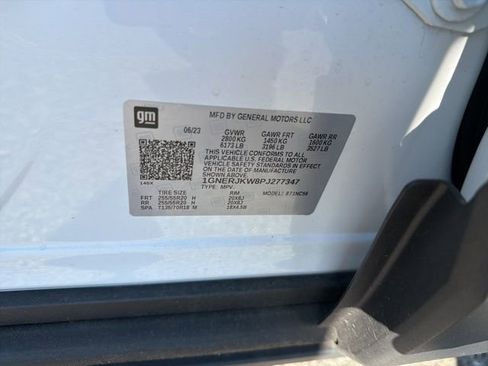 Certified 2023 Chevrolet Traverse RS image 12