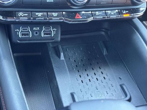 Certified 2025 Dodge Durango GT AWD/4WD image 26