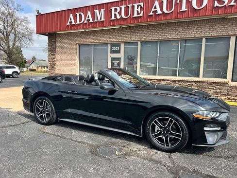 Used 2019 Ford Mustang Premium image 3