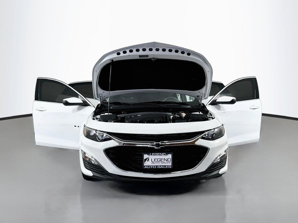 Used 2022 Chevrolet Malibu RS FWD image 17