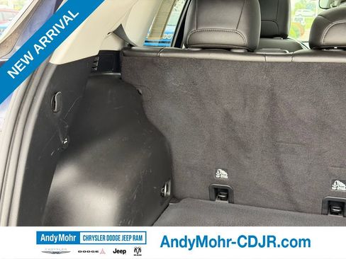 Used 2020 Jeep Compass Latitude FWD image 29