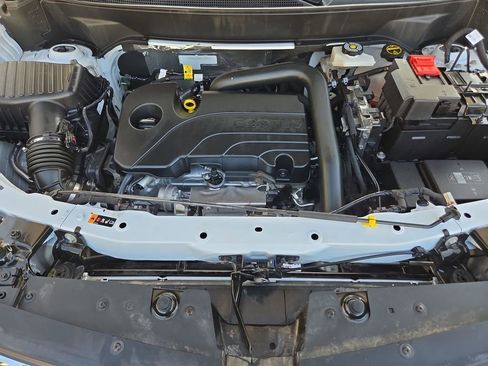 Used 2025 Chevrolet Equinox LT image 33