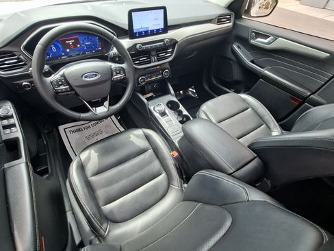 Used 2021 Ford Escape SEL w/ Technology Package FWD image 19