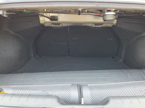 Used 2025 Hyundai Elantra Limited w/ Cargo Package FWD image 17