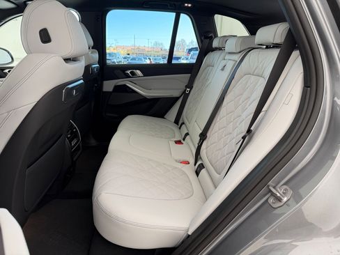 New 2026 BMW X5 xDrive50e w/ M Sport Package AWD/4WD image 14