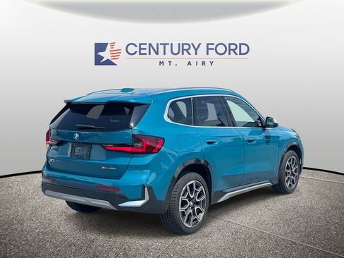Used 2023 BMW X1 xDrive28i w/ Convenience Package AWD/4WD image 2