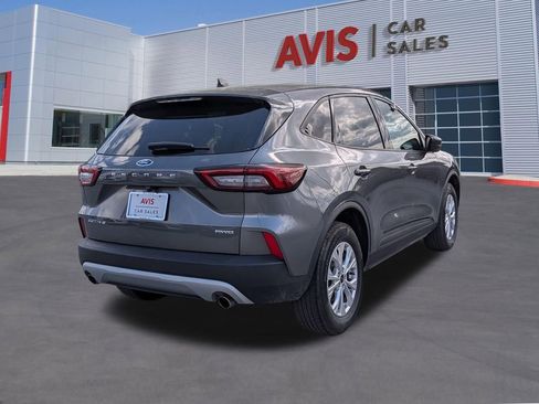 Used 2025 Ford Escape Active AWD/4WD image 6