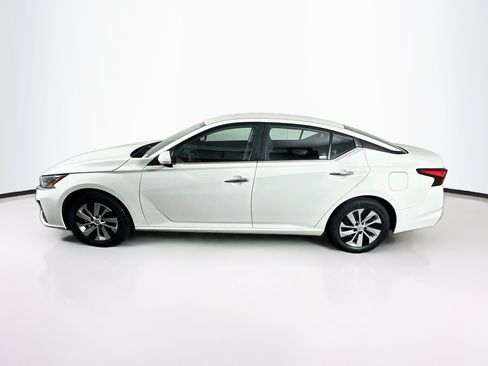 Used 2023 Nissan Altima 2.5 S FWD image 4