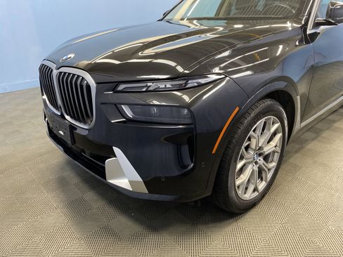 Used 2023 BMW X7 xDrive40i w/ Parking Assistance Package image 58