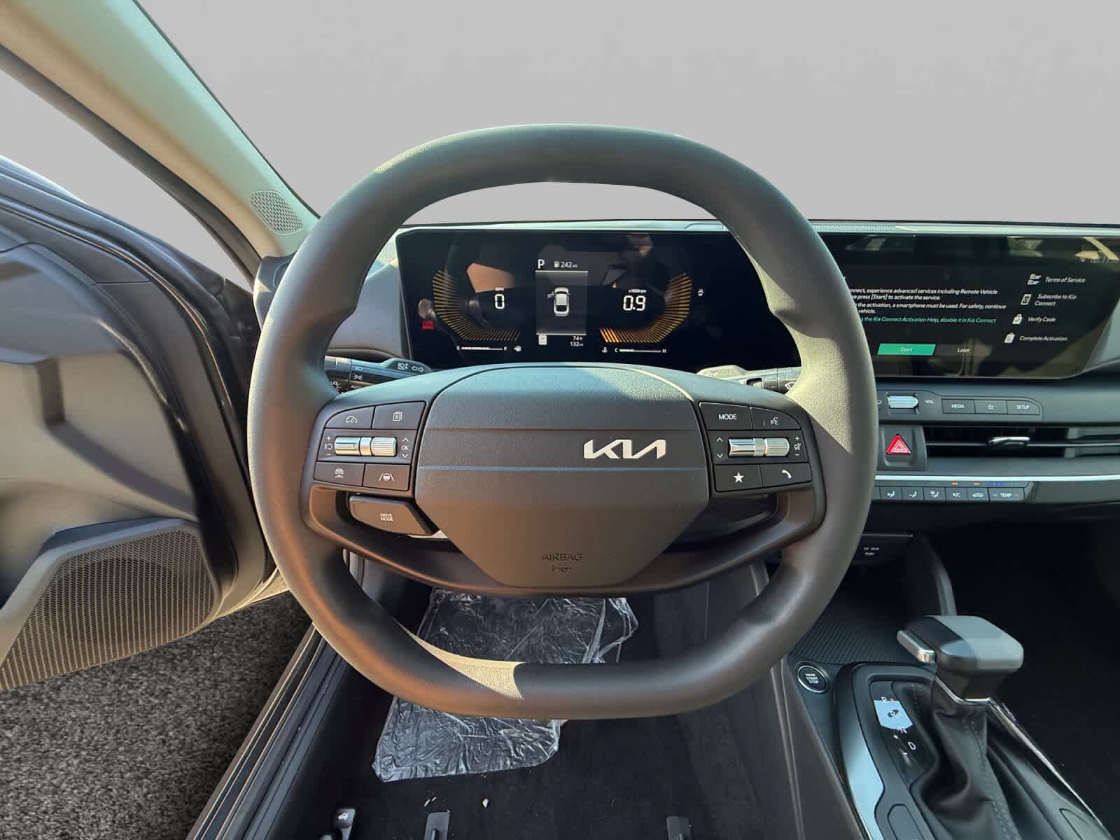 New 2026 Kia K4 FWD image 12
