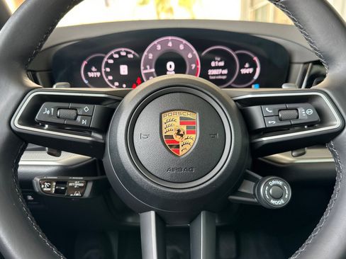 Certified 2024 Porsche Cayenne Coupe AWD/4WD image 24