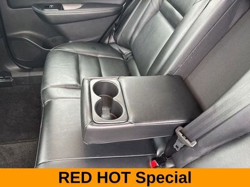 Used 2024 Nissan Rogue SL AWD/4WD image 32