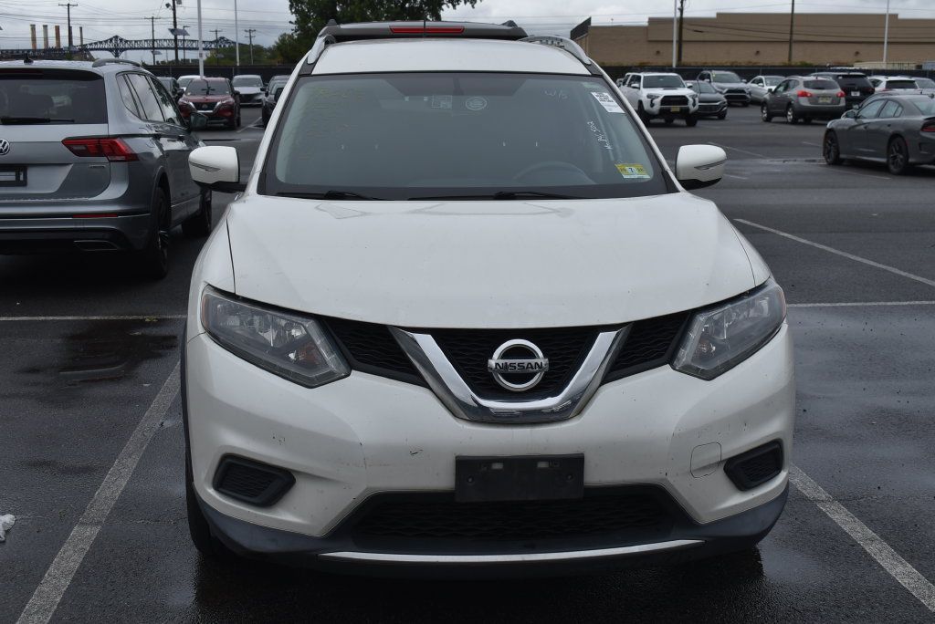 Used 2015 Nissan Rogue SV AWD/4WD image 2