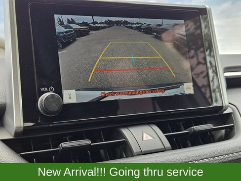 Used 2024 Toyota RAV4 XLE AWD/4WD image 16