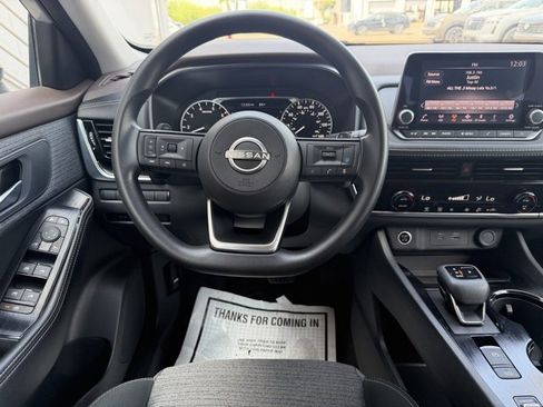 Certified 2023 Nissan Rogue SV image 28