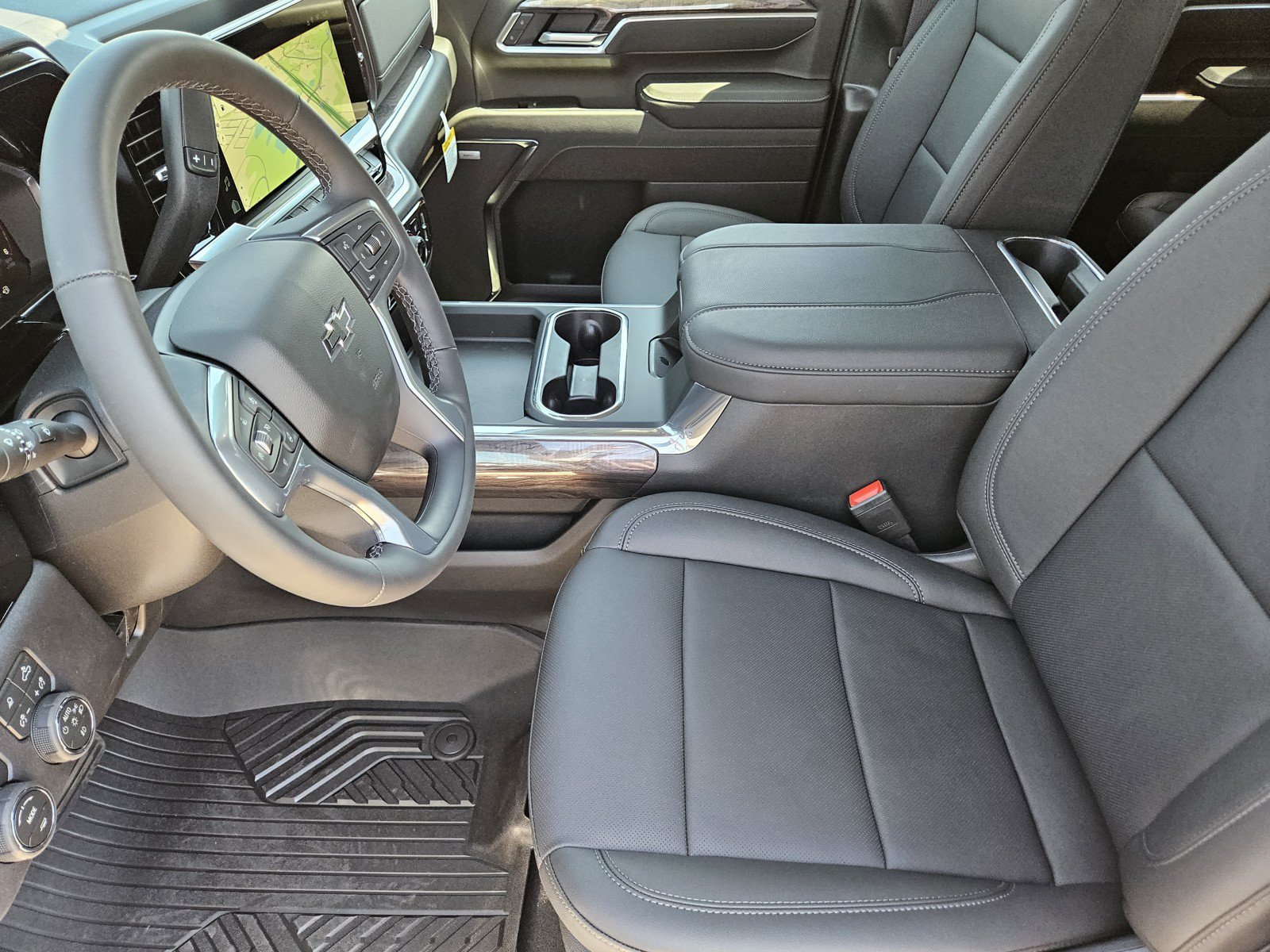New 2026 Chevrolet Silverado 2500 LTZ w/ LTZ Plus Package AWD/4WD image 9