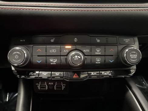 Used 2025 Dodge Durango GT w/ Blacktop Package image 20