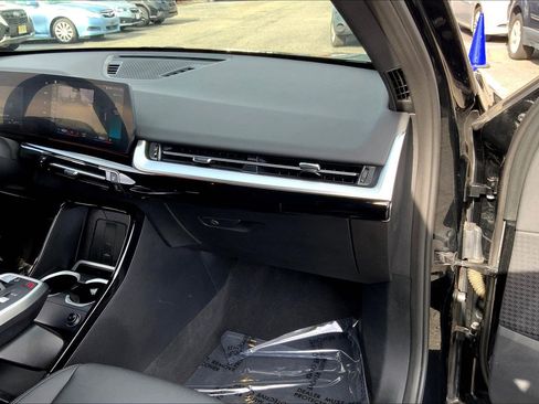 Used 2023 BMW X1 xDrive28i w/ Convenience Package image 17