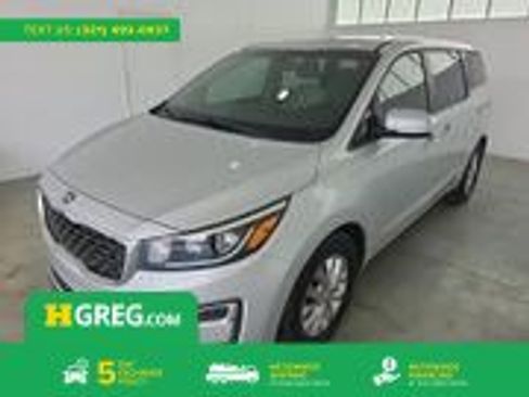 Used 2019 Kia Sedona L FWD image 1