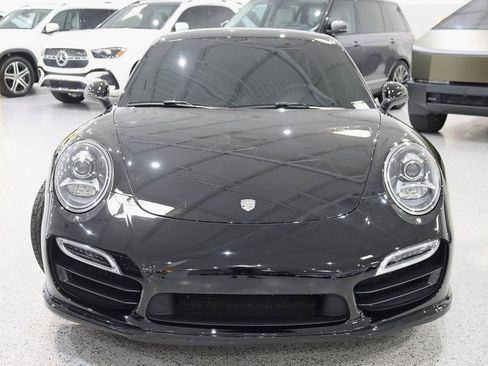 Used 2014 Porsche 911 Turbo image 9