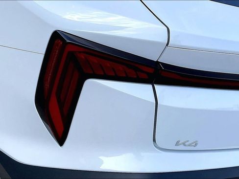 Used 2025 Kia K4 FWD image 28