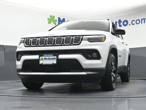 Used 2025 Jeep Compass Limited AWD/4WD image 7