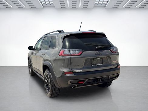 Used 2022 Jeep Cherokee Trailhawk w/ Sound & Nav Group AWD/4WD image 5